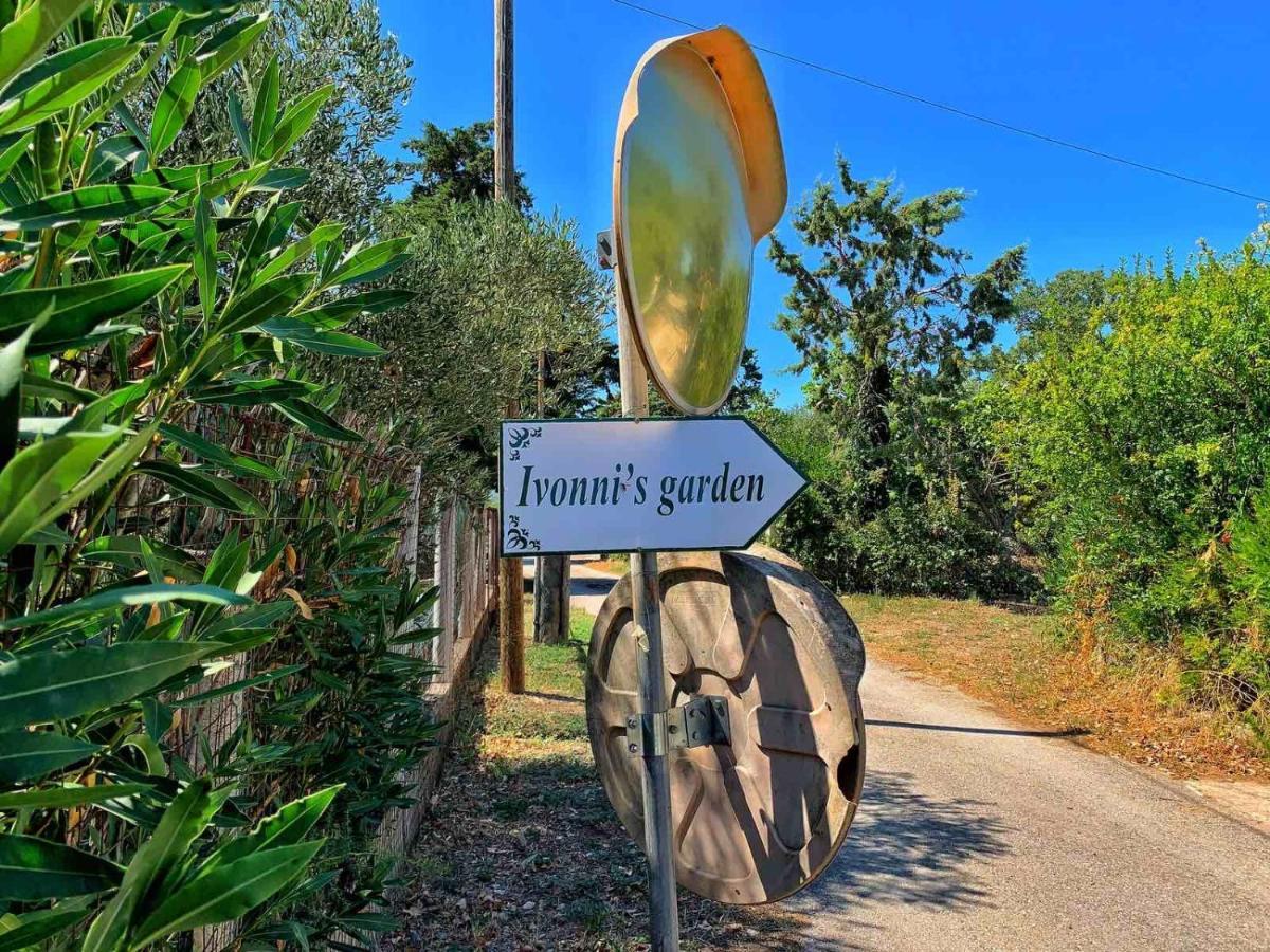 Ivonnis Garden Villa Mesimvria  Luaran gambar